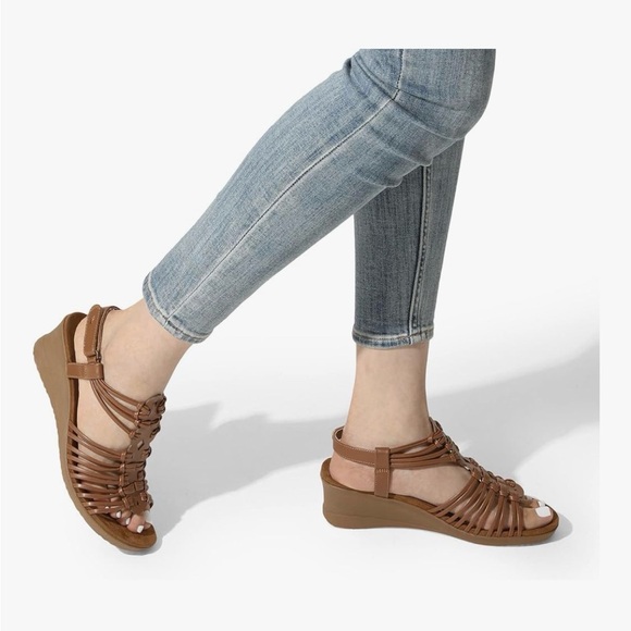 DREAM PAIRS Women's Strappy Low Heel Open Toe Slip-On Wedge Sandals - Picture 2 of 16